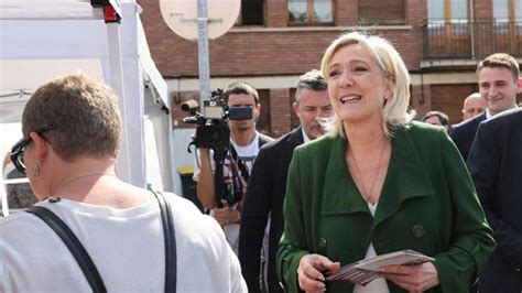 French elections: Le Pen threatens challenge to Macron's army .